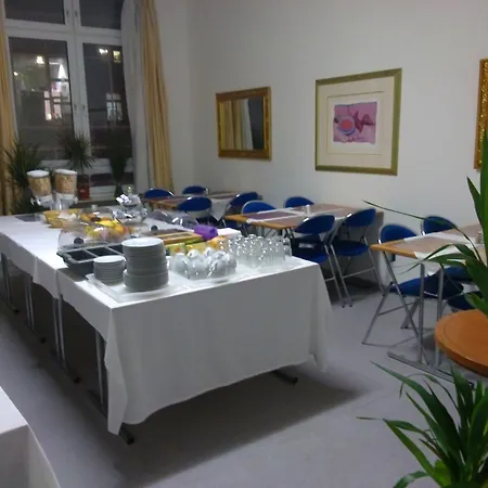 Willy Hotel Frankfurt-2